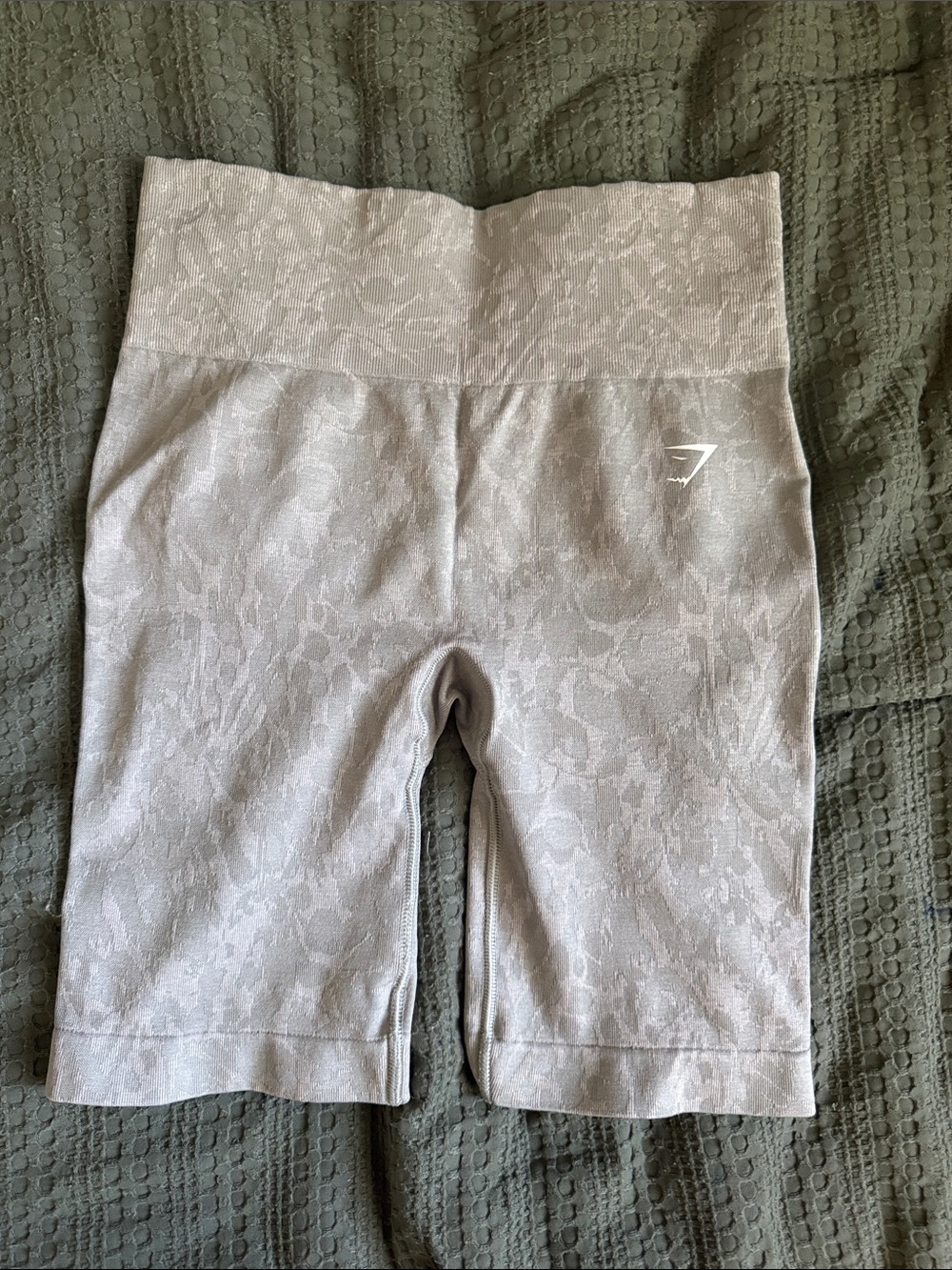 Gymshark Light Gray High-Waist Seamless Lace-Effect Bike Shorts